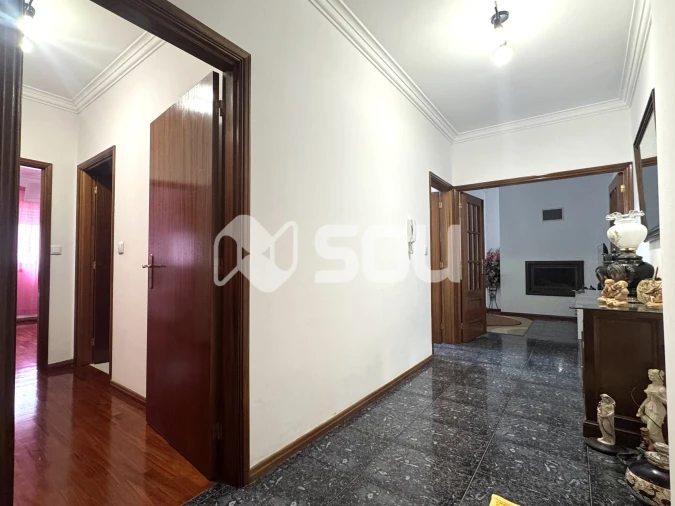 Apartamento T2 para Venda em Fânzeres e São Pedro da Cova Foto 8