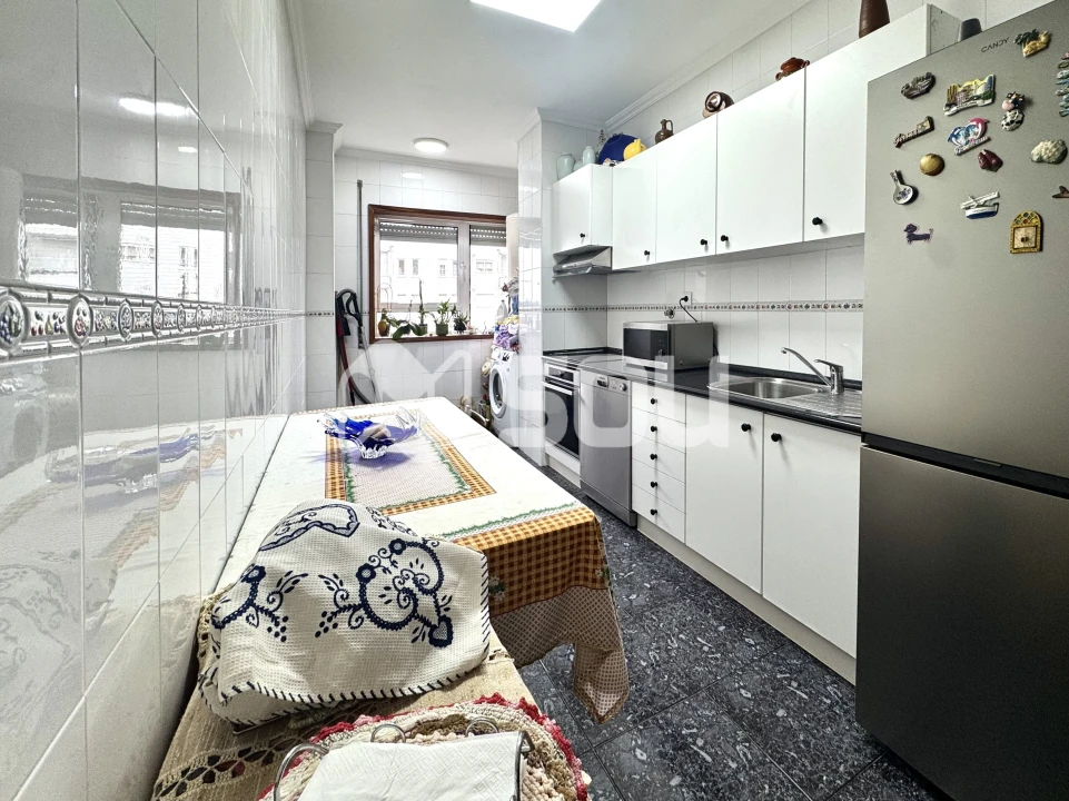 Apartamento T2 para Venda em Fânzeres e São Pedro da Cova Foto 7