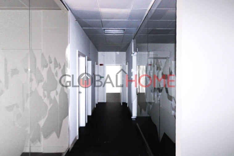 Loja para Arrendamento em Santa Marinha e São Pedro da Afurada Foto 7