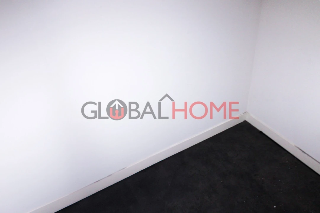 Loja para Arrendamento em Santa Marinha e São Pedro da Afurada Foto 18