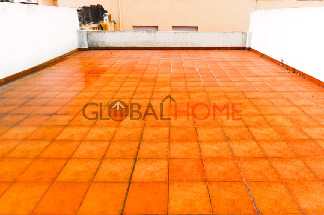 Loja para Arrendamento em Santa Marinha e São Pedro da Afurada Foto 15