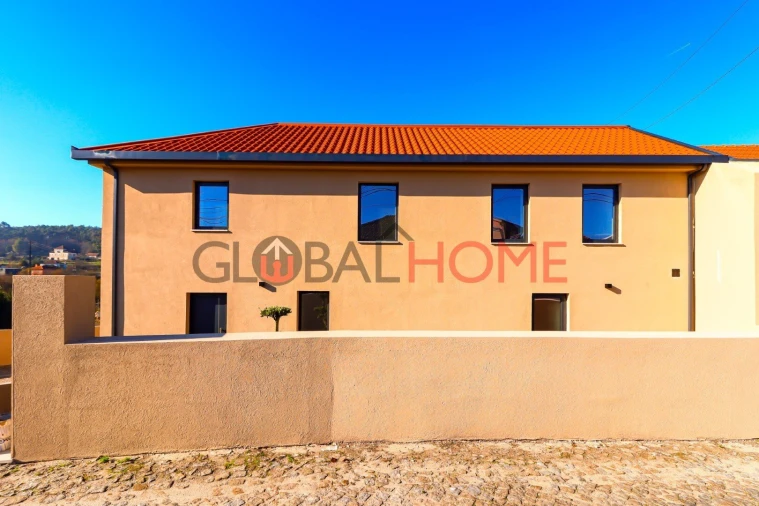 Moradia T3 para Venda em Frazão Arreigada Foto 17