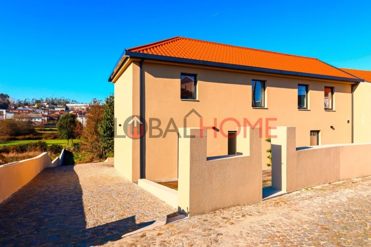 Moradia T3 para Venda em Frazão Arreigada Foto 15