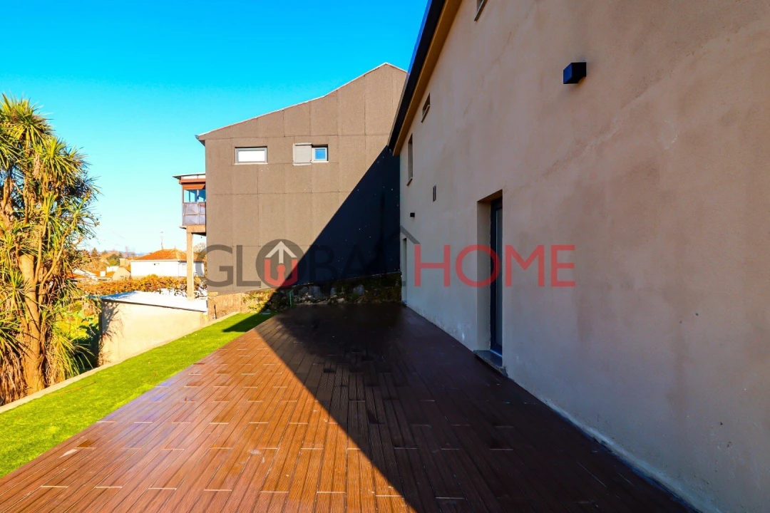 Moradia T3 para Venda em Frazão Arreigada Foto 11