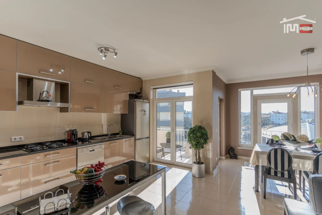 Apartamento T3 para Arrendamento em Fatima Foto 1