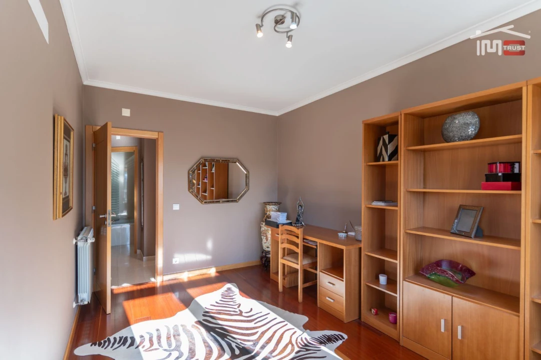 Apartamento T3 para Arrendamento em Fatima Foto 19