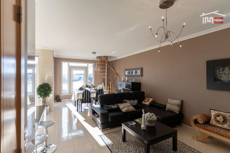 Apartamento T3 para Arrendamento em Fatima Foto 3