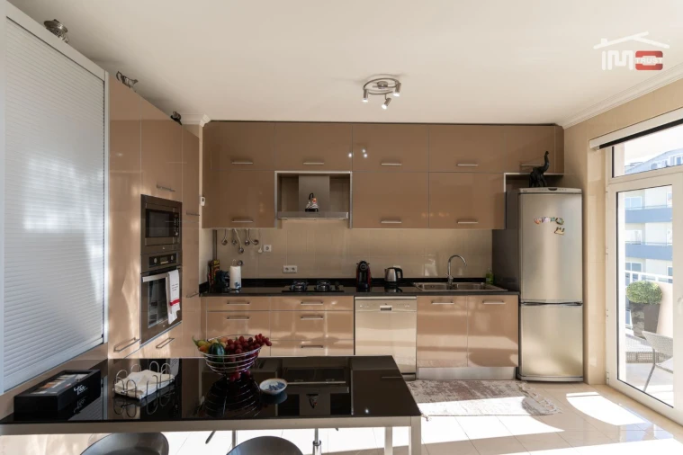 Apartamento T3 para Arrendamento em Fatima Foto 9