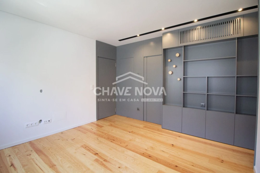 Apartamento T2 para Arrendamento em Custóias, Leça do Balio e Guifões Foto 12