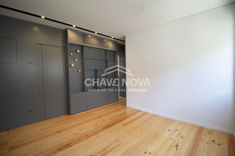 Apartamento T2 para Arrendamento em Custóias, Leça do Balio e Guifões Foto 11