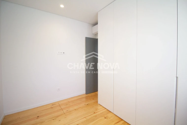 Apartamento T2 para Arrendamento em Custóias, Leça do Balio e Guifões Foto 14