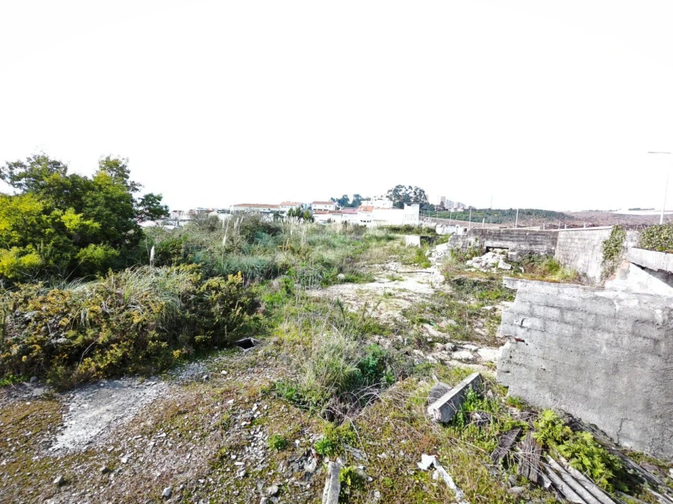 Terreno P/ Prédio para Venda em Vilar de Andorinho Foto 6