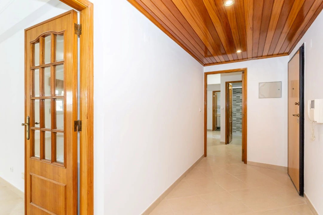 Apartamento T3 para Arrendamento em Cacém e São Marcos Foto 9