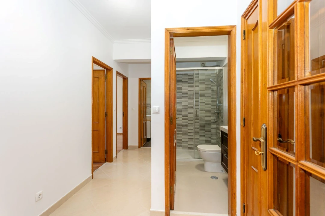 Apartamento T3 para Arrendamento em Cacém e São Marcos Foto 10