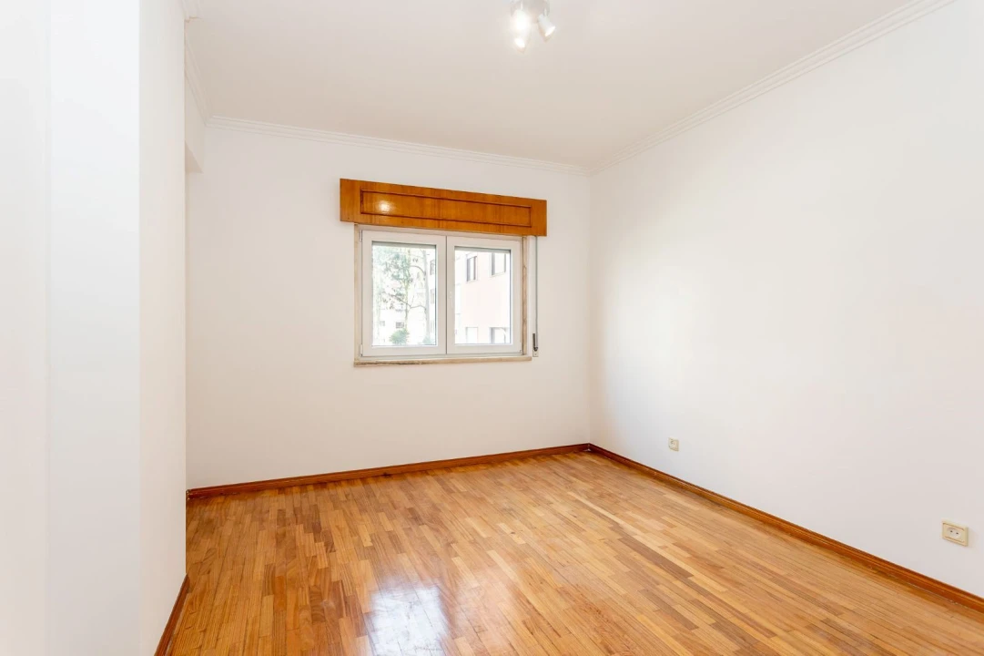 Apartamento T3 para Arrendamento em Cacém e São Marcos Foto 16