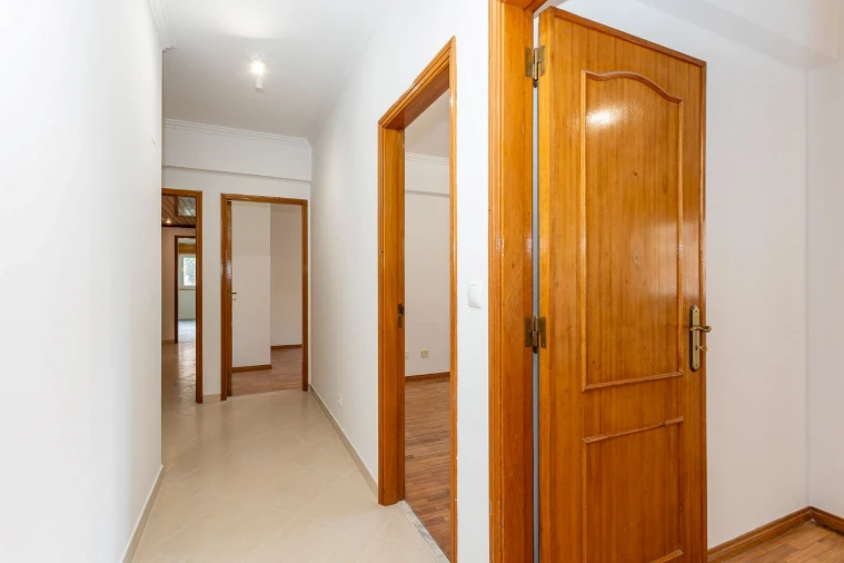 Apartamento T3 para Arrendamento em Cacém e São Marcos Foto 18