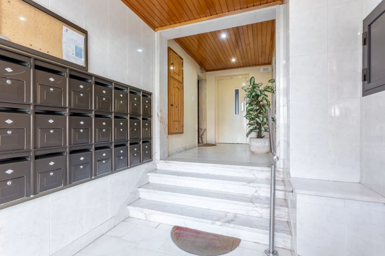 Apartamento T3 para Arrendamento em Cacém e São Marcos Foto 21