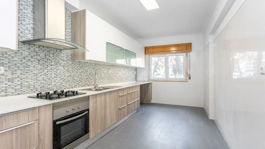 Apartamento T3 para Arrendamento em Cacém e São Marcos