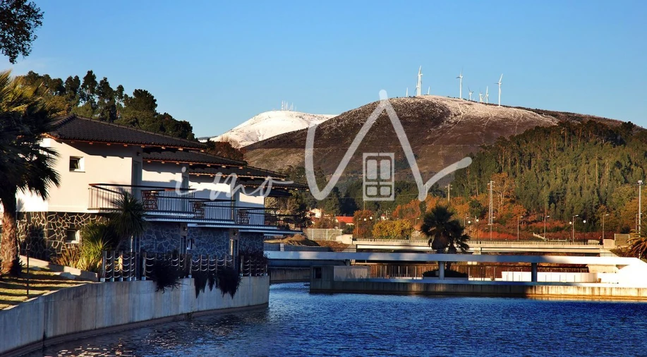 Moradia T1 para Venda em Castanheira de Pêra e Coentral Foto 17