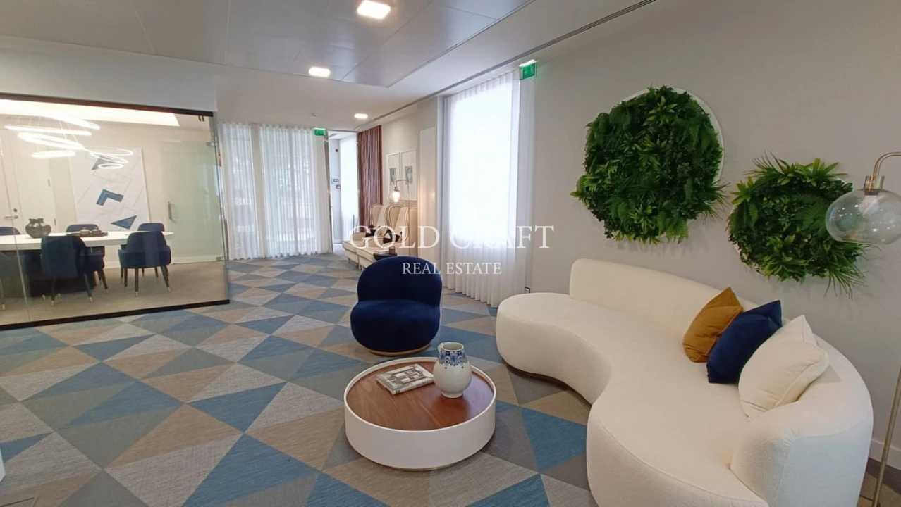 Loja para Arrendamento em Mina de Água Foto 10