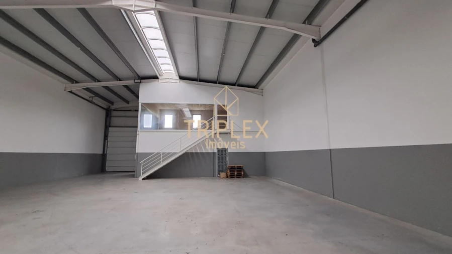 Loja para Arrendamento em Póvoa de Varzim, Beiriz e Argivai Foto 1