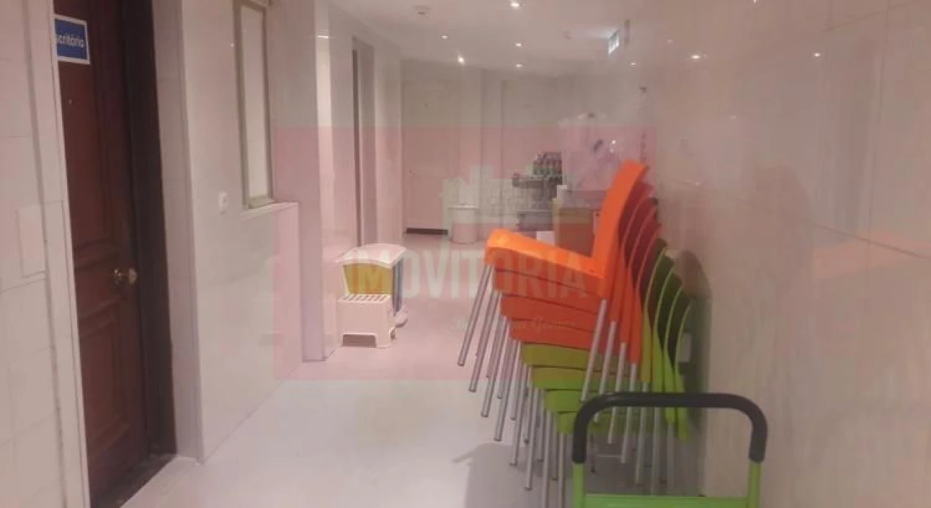 Loja para Venda em Arroios Foto 6