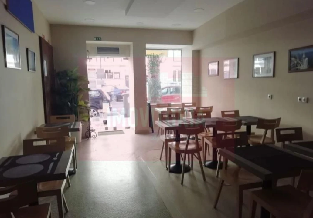 Loja para Venda em Arroios Foto 3