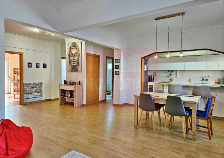 Loja para Venda em Laranjeiro e Feijó Foto 20