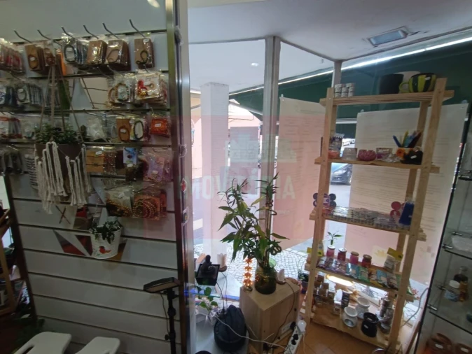 Loja para Trespasse em Algés, Linda-A-Velha e Cruz Quebrada-Dafundo Foto 7
