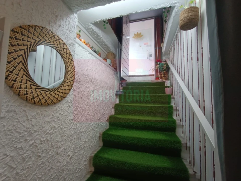 Loja para Trespasse em Algés, Linda-A-Velha e Cruz Quebrada-Dafundo Foto 1