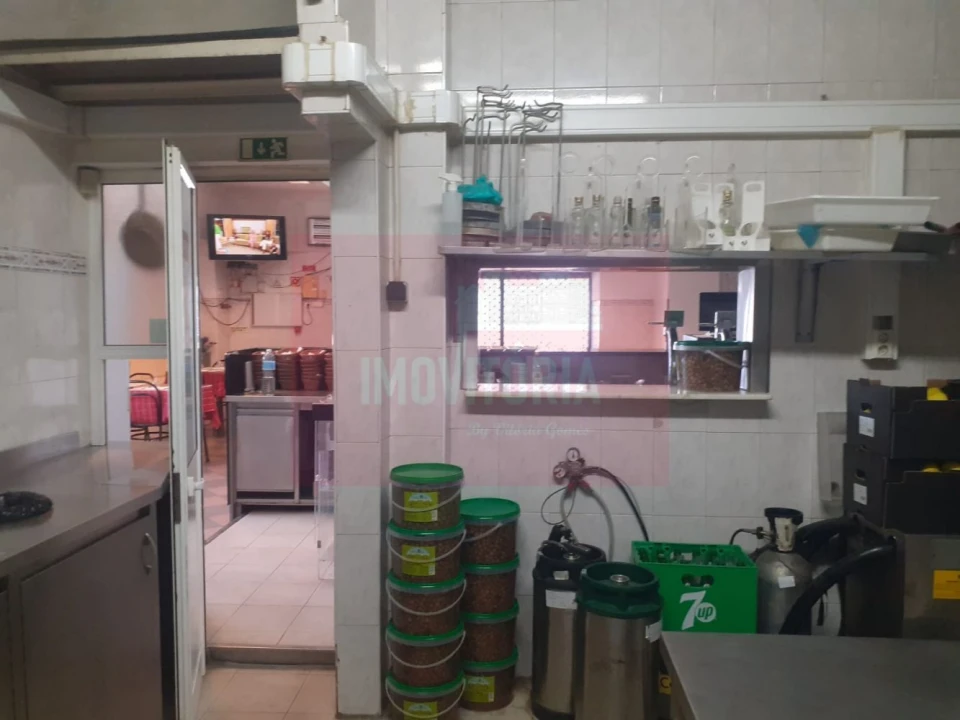 Loja para Trespasse em Palhais e Coina Foto 33