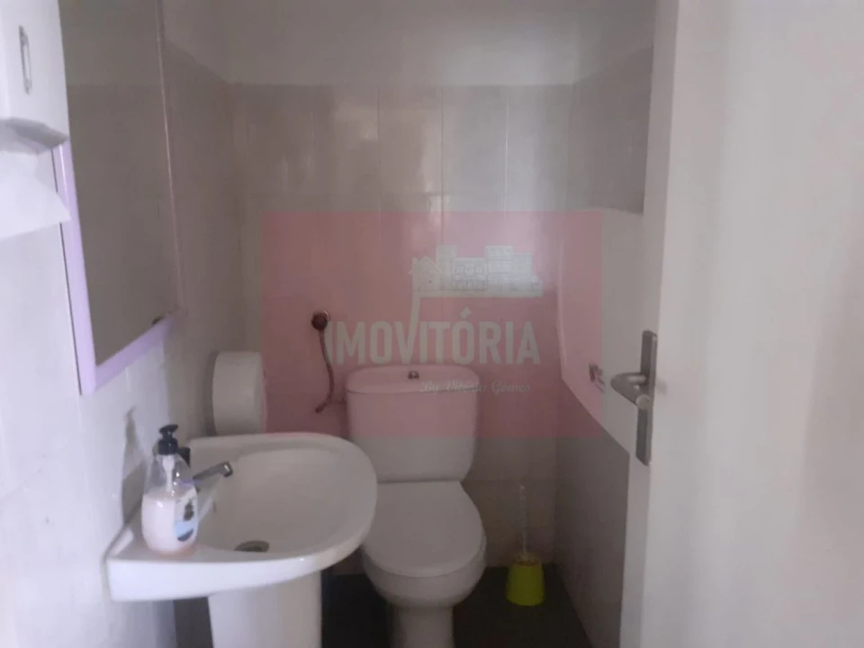 Loja para Trespasse em Palhais e Coina Foto 13