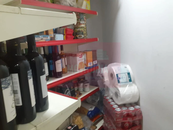 Loja para Trespasse em Seixal, Arrentela e Aldeia de Paio Pires Foto 40