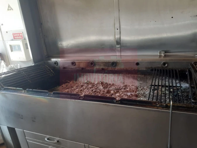 Loja para Trespasse em Seixal, Arrentela e Aldeia de Paio Pires Foto 2