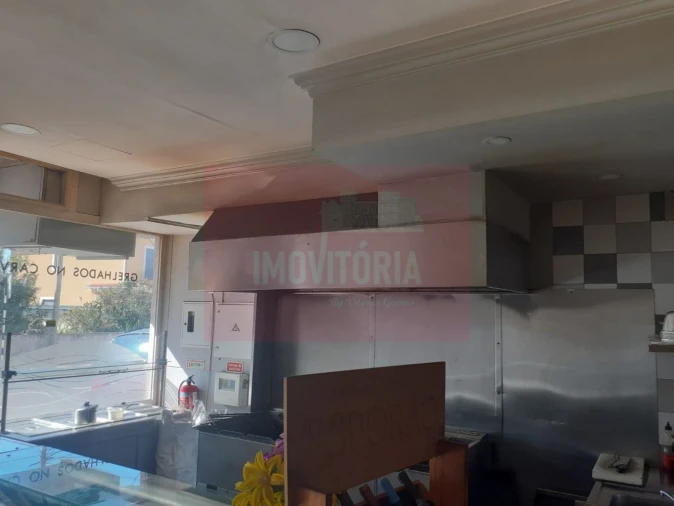 Loja para Trespasse em Seixal, Arrentela e Aldeia de Paio Pires Foto 9