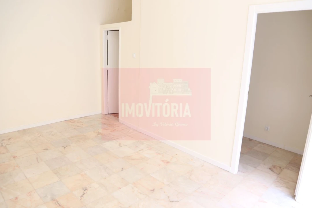 Loja para Venda em Avenidas Novas Foto 4