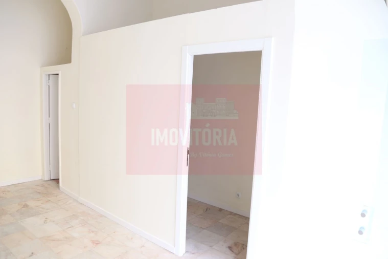 Loja para Venda em Avenidas Novas Foto 5