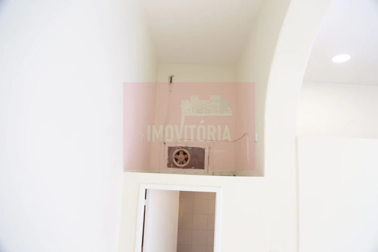 Loja para Venda em Avenidas Novas Foto 10