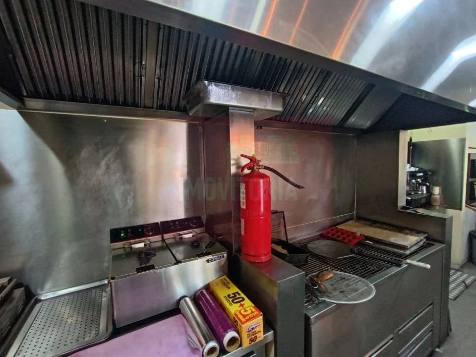 Loja para Trespasse em Algés, Linda-A-Velha e Cruz Quebrada-Dafundo Foto 13