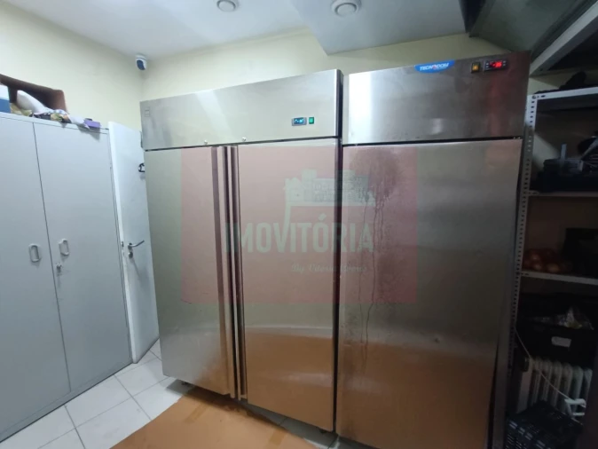 Loja para Trespasse em Algés, Linda-A-Velha e Cruz Quebrada-Dafundo Foto 15