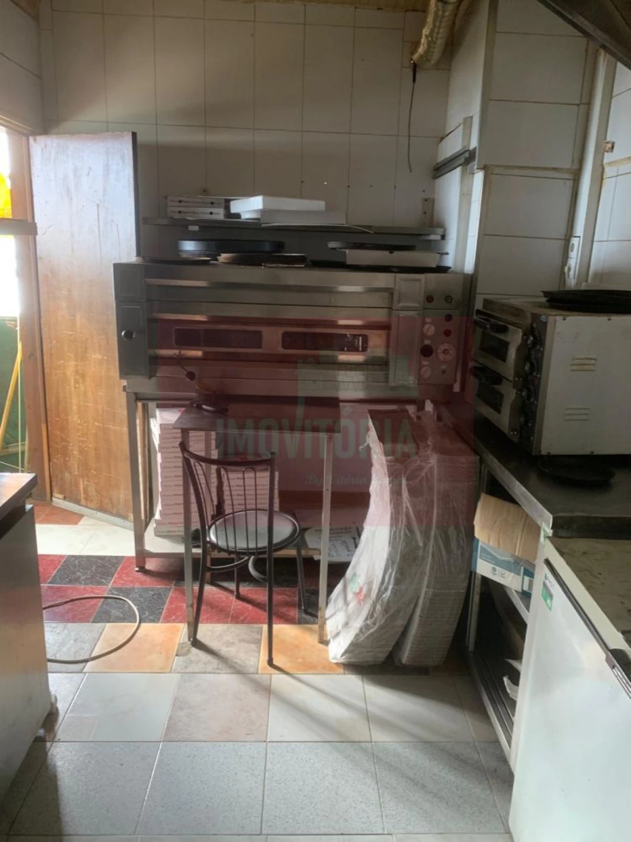 Loja para Trespasse em Loures Foto 14