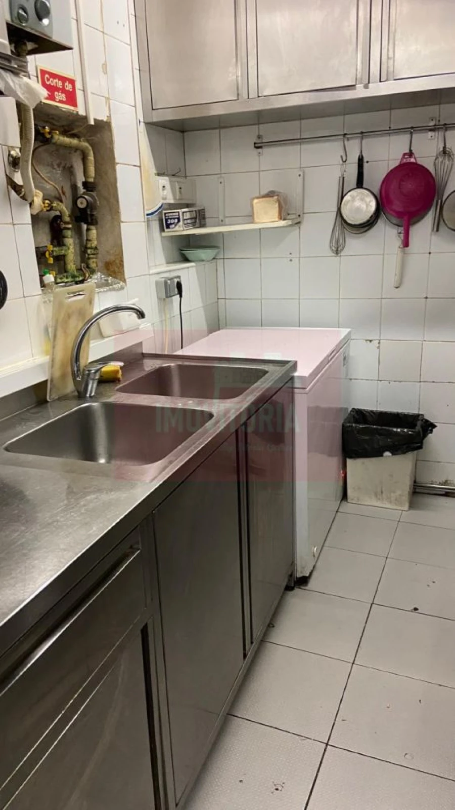 Loja para Trespasse em Santa Maria Maior Foto 9