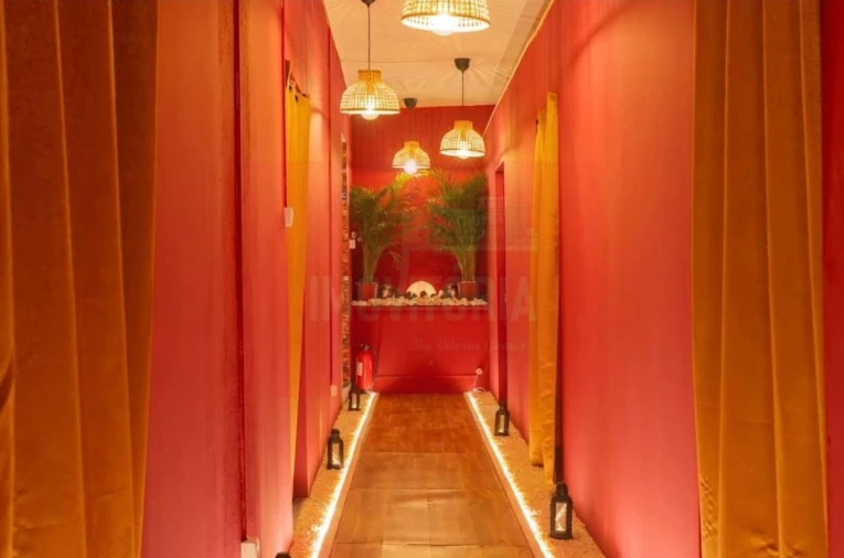 Loja para Trespasse em Santo António Foto 2