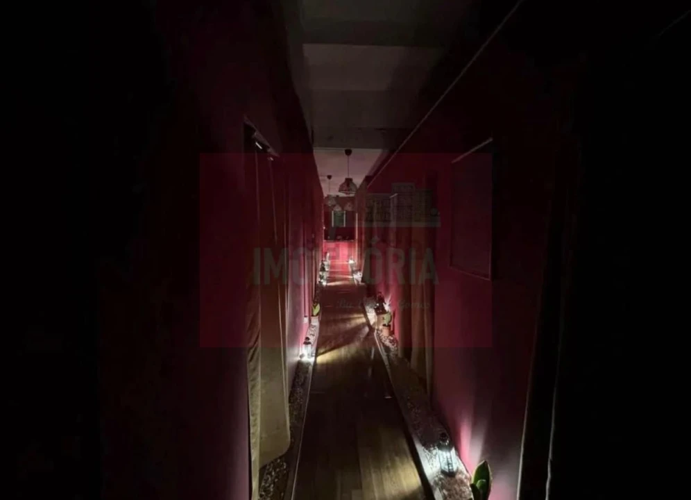 Loja para Trespasse em Santo António Foto 10