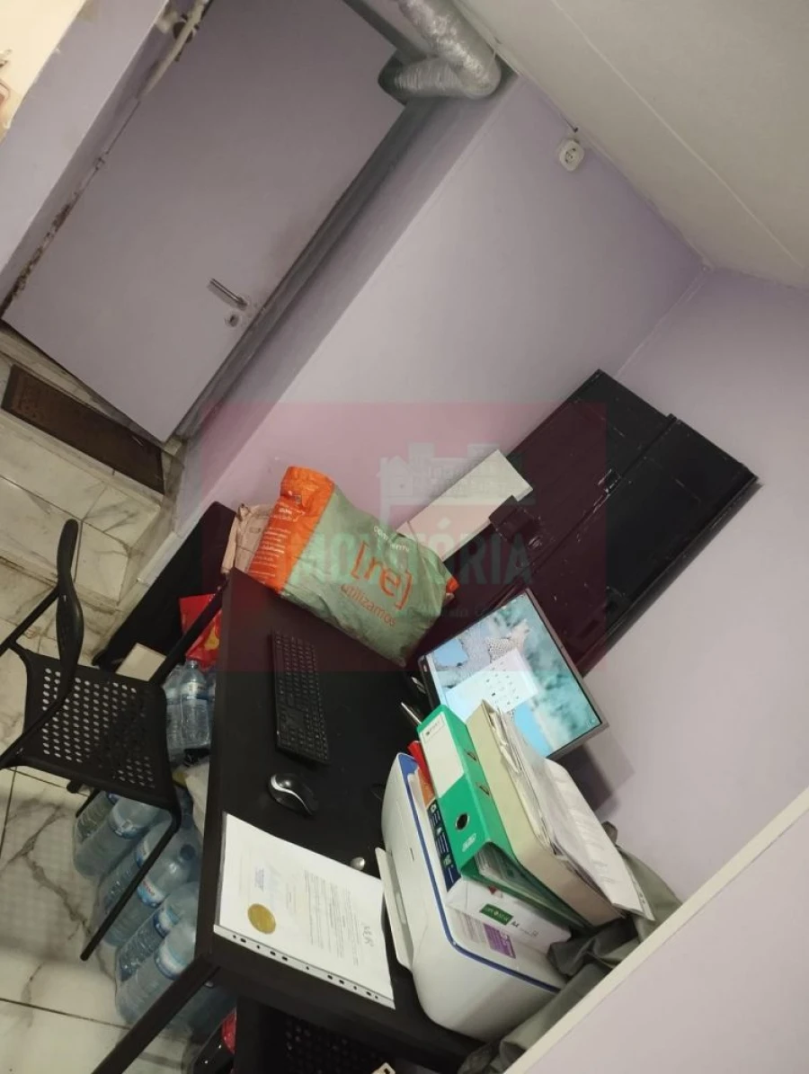 Loja para Trespasse em Santa Maria Maior Foto 9