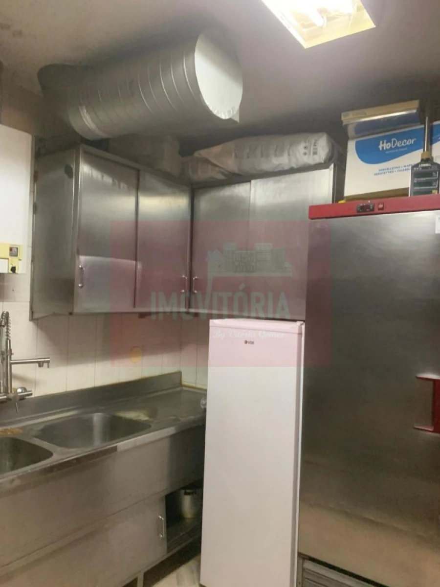 Loja para Trespasse em Santa Maria Maior Foto 21