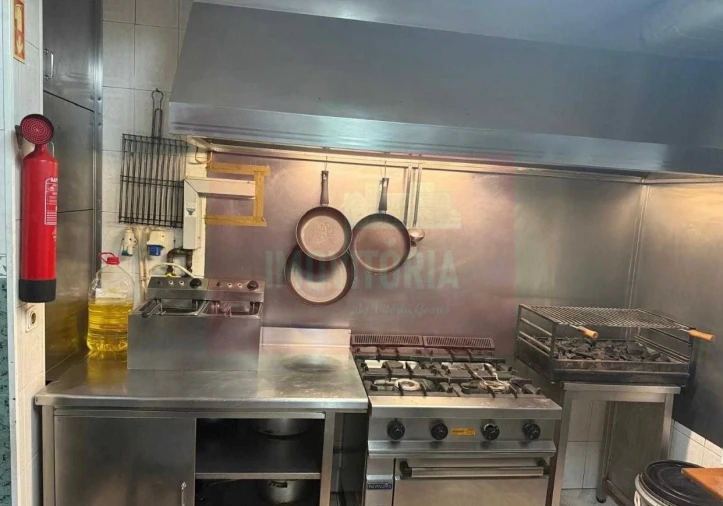 Loja para Trespasse em Santa Maria Maior Foto 16