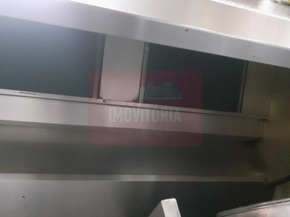 Loja para Arrendamento em Amora Foto 13