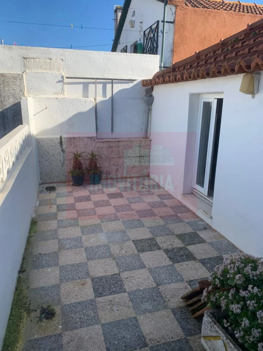 Moradia T5 para Venda em Valada Foto 11