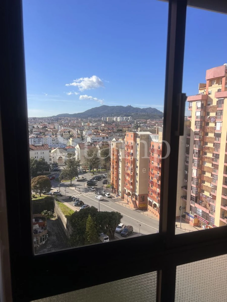 Apartamento T2 para Venda em Algueirão-Mem Martins Foto 11